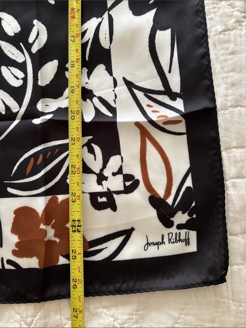 Joseph Ribkoff Scarf - Picture 3 of 6